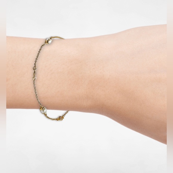 COACH Classic Crystal Pearl Slider Bracelet - Picture 5 of 6